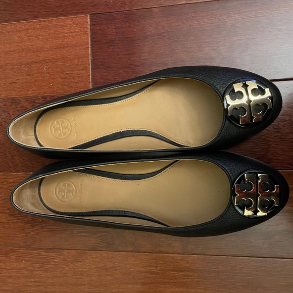 Tory Burch Shoes - Tory Burch Black Claire Ballerina Flat
